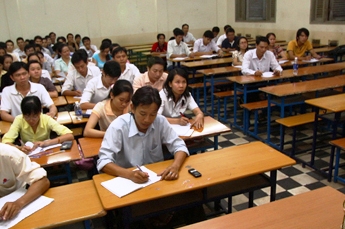 Chất lượng đào tạo hệ vừa làm vừa học còn thấp